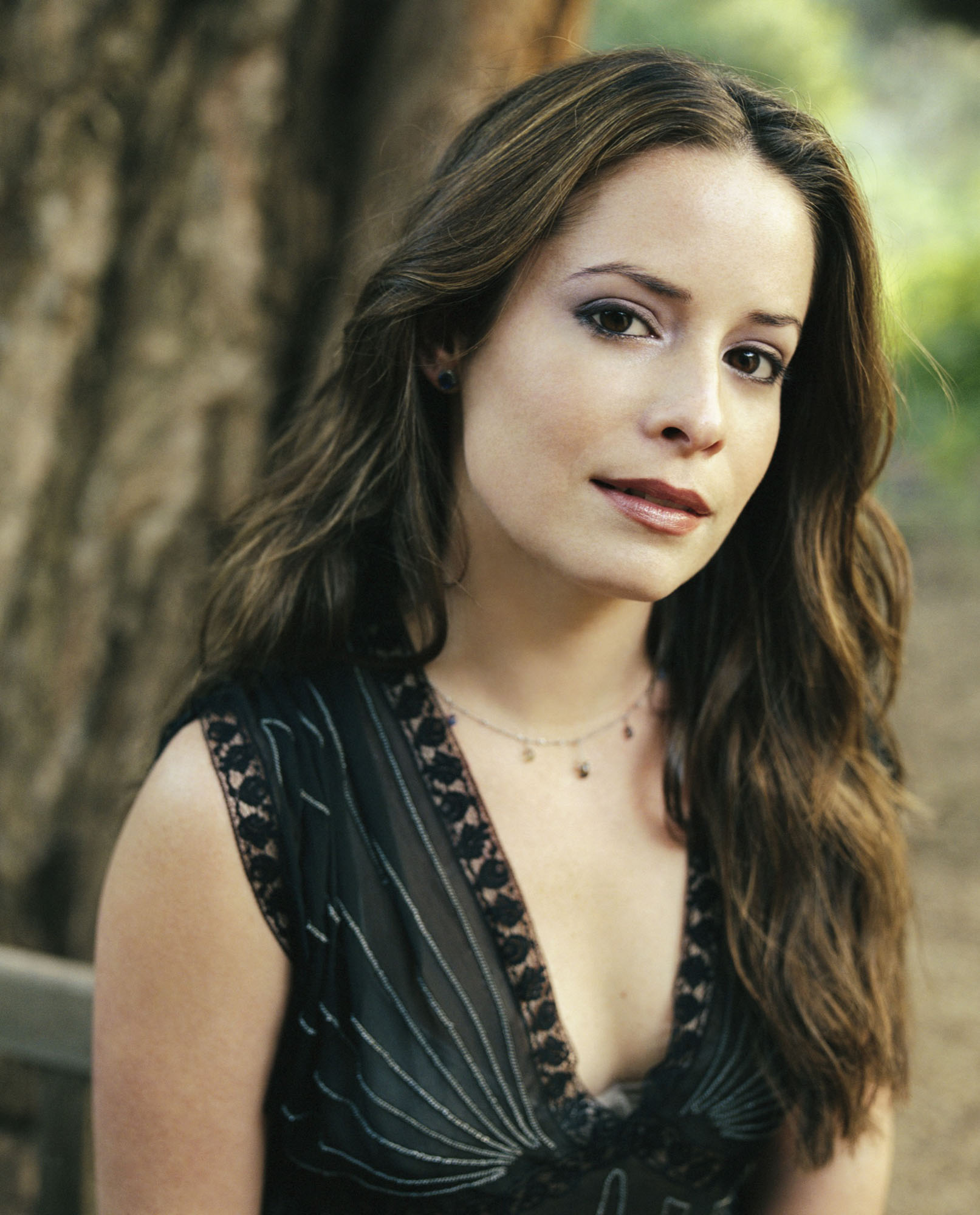 Holly marie combs hot